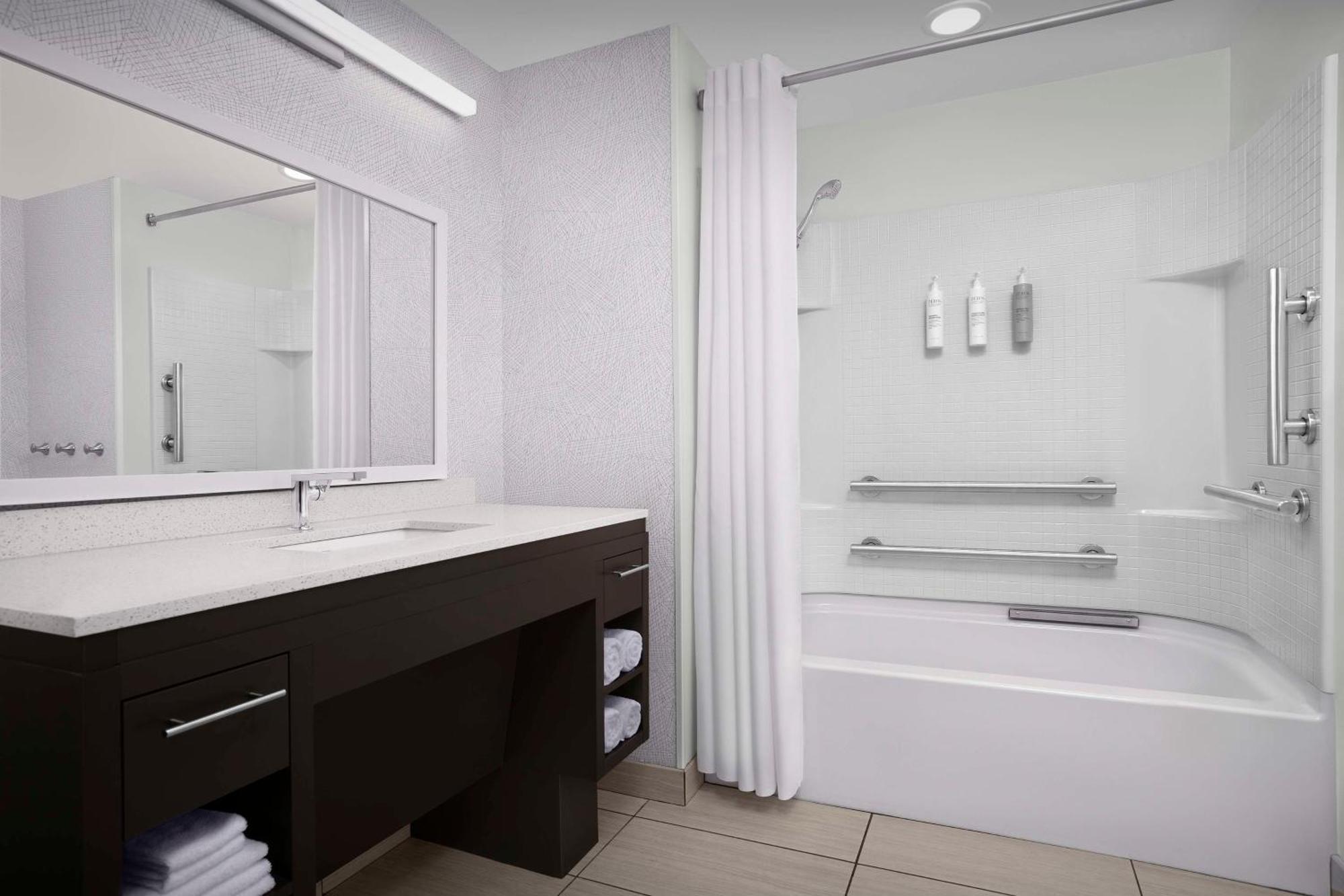 Home2 Suites By Hilton Clarksville/Ft. Campbell Екстериор снимка
